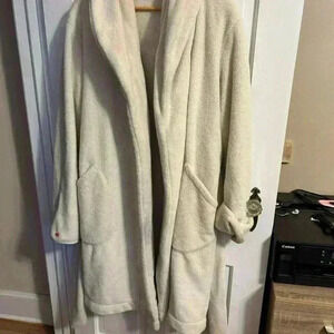 SKIN Woman's Vivienne Fleece Robe Size 3